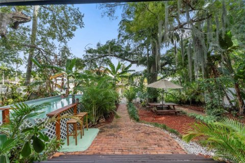 Снять в аренду виллу или дом в Форт-Лодердейл, Флорида 3 спальни, 290.6м2, № 1958553 - фото 30