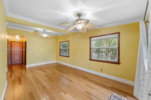 Снять в аренду виллу или дом в Форт-Лодердейл, Флорида 3 спальни, 290.6м2, № 1958553 - фото 19