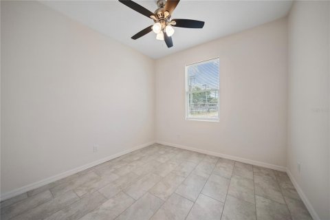 Villa ou maison à louer à Tampa, Floride: 3 chambres, 108.23 m2 № 1913966 - photo 17