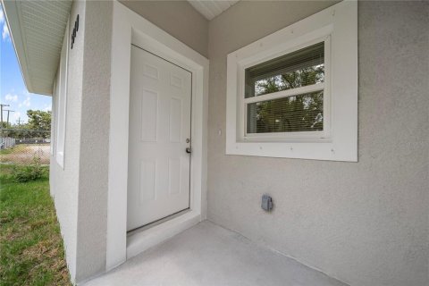 Villa ou maison à louer à Tampa, Floride: 3 chambres, 108.23 m2 № 1913966 - photo 20