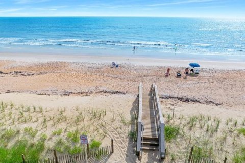 Condo in Ormond Beach, Florida, 2 bedrooms  № 2291312 - photo 5