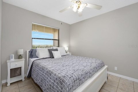 Condo in Ormond Beach, Florida, 2 bedrooms  № 2291312 - photo 9