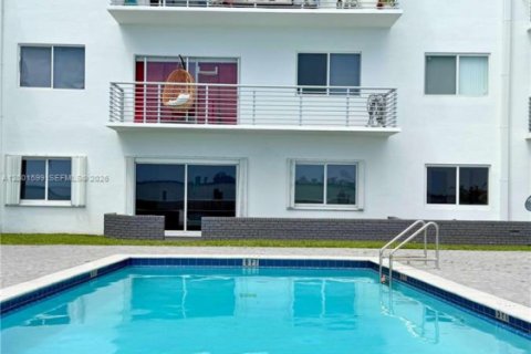 Copropriété à louer à North Bay Village, Floride: 3 chambres, 129.32 m2 № 2170258 - photo 19