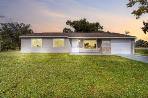 Casa en North Port, Florida 3 dormitorios, 109.25 m2 № 2413565