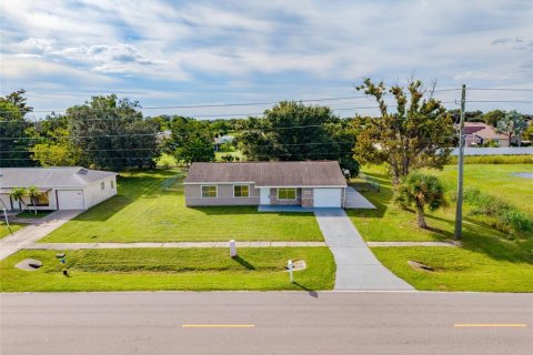 Casa en venta en North Port, Florida, 3 dormitorios, 109.25 m2 № 2413565 - foto 2