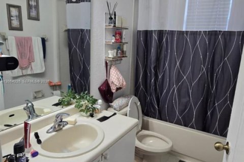 Condo in Homestead, Florida, 3 bedrooms  № 2248550 - photo 15