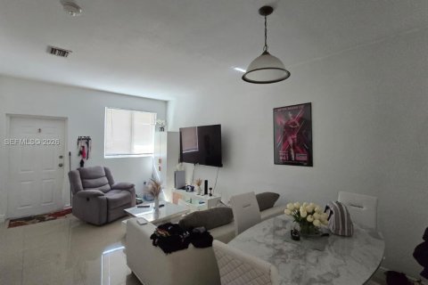Condo in Homestead, Florida, 3 bedrooms  № 2248550 - photo 7