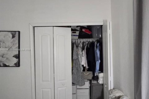 Condo in Homestead, Florida, 3 bedrooms  № 2248550 - photo 9