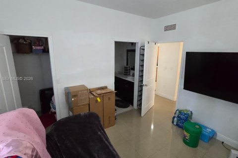 Condo in Homestead, Florida, 3 bedrooms  № 2248550 - photo 12