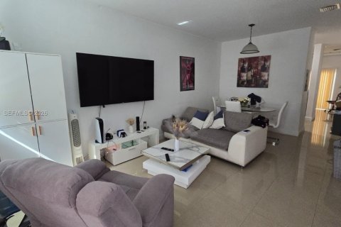 Condo in Homestead, Florida, 3 bedrooms  № 2248550 - photo 6