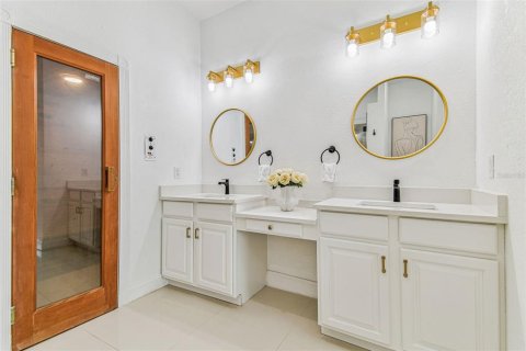 Touwnhouse à vendre à Tampa, Floride: 3 chambres, 247.68 m2 № 1872839 - photo 29
