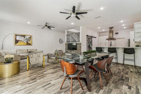 Touwnhouse à vendre à Tampa, Floride: 3 chambres, 247.68 m2 № 1872839 - photo 14