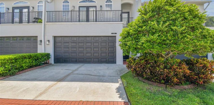 Touwnhouse à Tampa, Floride 3 chambres, 247.68 m2 № 1872839