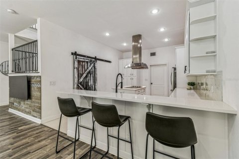 Touwnhouse à vendre à Tampa, Floride: 3 chambres, 247.68 m2 № 1872839 - photo 16
