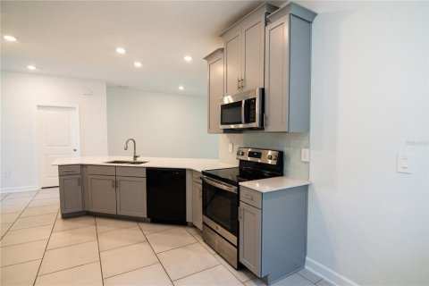 Casa en alquiler en Davenport, Florida, 4 dormitorios, 193.24 m2 № 1822452 - foto 27