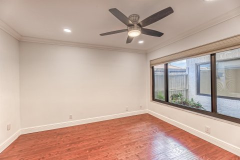 Villa ou maison à louer à Boynton Beach, Floride: 3 chambres, 154.87 m2 № 2387757 - photo 27