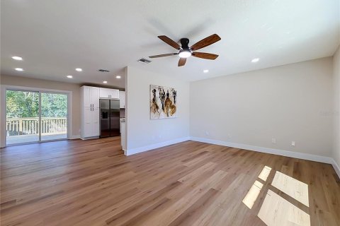 Villa ou maison à vendre à Oviedo, Floride: 3 chambres, 115.2 m2 № 2391260 - photo 12