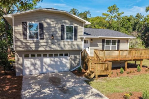Villa ou maison à Oviedo, Floride 3 chambres, 115.2 m2 № 2391260