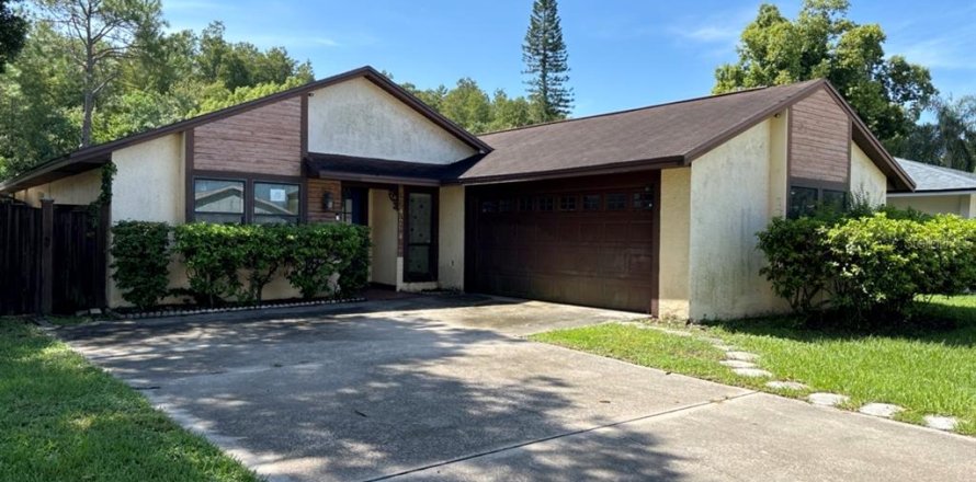Villa ou maison à Tampa, Floride 3 chambres, 129.69 m2 № 2306144