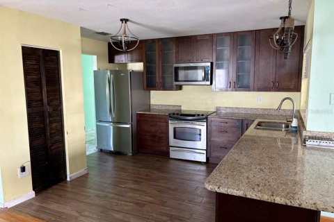 Villa ou maison à vendre à Tampa, Floride: 3 chambres, 129.69 m2 № 2306144 - photo 3