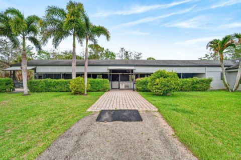 Villa ou maison à vendre à Loxahatchee Groves, Floride: 3 chambres, 150.5 m2 № 2146584 - photo 15