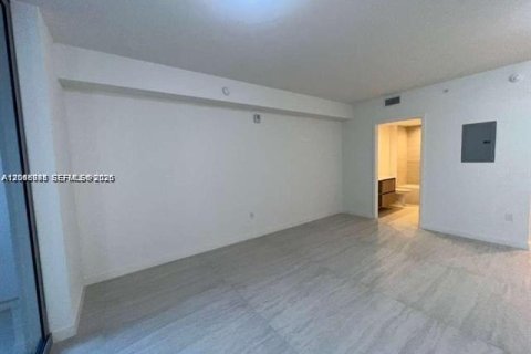 Copropriété à louer à Miami, Floride № 2279140 - photo 9