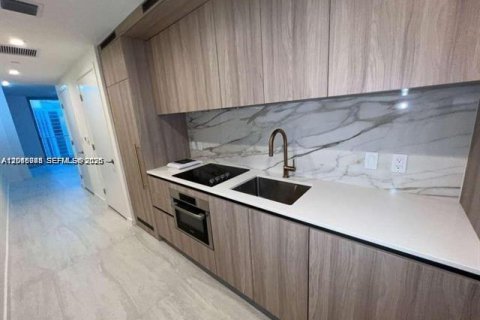 Copropriété à louer à Miami, Floride № 2279140 - photo 4