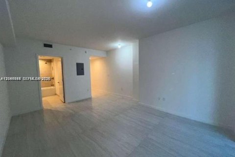 Copropriété à louer à Miami, Floride № 2279140 - photo 8