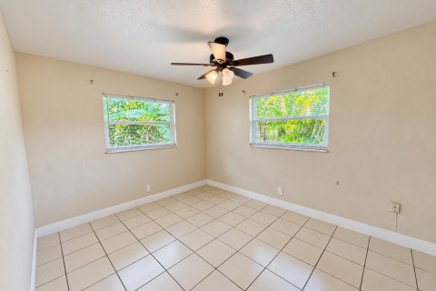 Appartement à louer à Lauderhill, Floride: 1 chambre, 205.78 m2 № 2439297 - photo 10