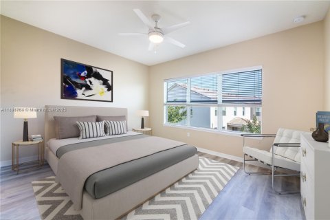 Adosado en alquiler en Hollywood, Florida, 3 dormitorios, 164.25 m2 № 1944138 - foto 16