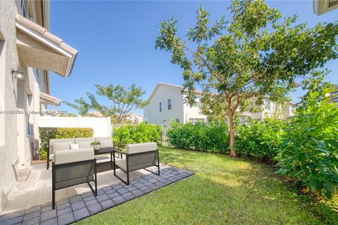 Adosado en alquiler en Hollywood, Florida, 3 dormitorios, 164.25 m2 № 1944138 - foto 21