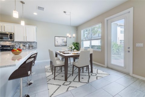 Adosado en alquiler en Hollywood, Florida, 3 dormitorios, 164.25 m2 № 1944138 - foto 8