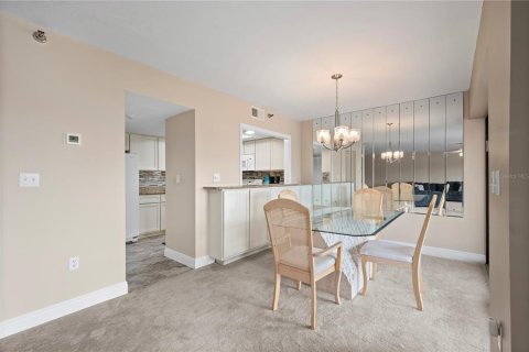 Condo in Punta Gorda, Florida, 2 bedrooms  № 2228310 - photo 14
