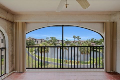 Condo in Punta Gorda, Florida, 2 bedrooms  № 2228310 - photo 20