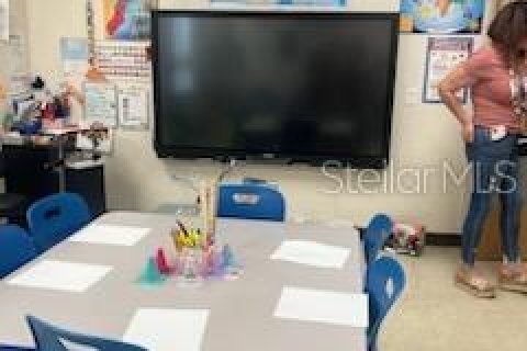 Commercial property in Apopka, Florida 1096.71 sq.m. № 1581078 - photo 29