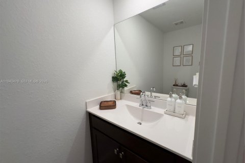 Touwnhouse à louer à Homestead, Floride: 4 chambres, 169.64 m2 № 1998316 - photo 23