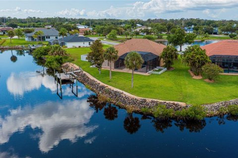 Casa en venta en North Port, Florida, 4 dormitorios, 250.46 m2 № 2215367 - foto 10