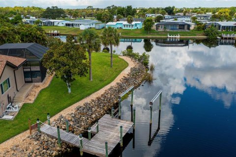 Casa en venta en North Port, Florida, 4 dormitorios, 250.46 m2 № 2215367 - foto 11