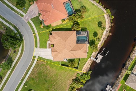 Casa en venta en North Port, Florida, 4 dormitorios, 250.46 m2 № 2215367 - foto 9