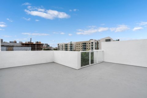 Condo in Fort Lauderdale, Florida, 3 bedrooms  № 1890158 - photo 15