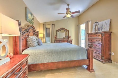 Villa ou maison à vendre à Wesley Chapel, Floride: 4 chambres, 170.1 m2 № 1807009 - photo 20