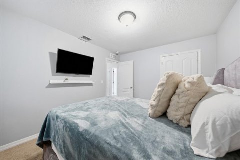 Casa en venta en Kissimmee, Florida, 5 dormitorios, 255.67 m2 № 2385936 - foto 30