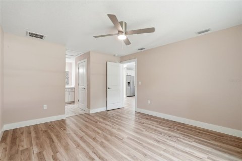 Casa en venta en Brooksville, Florida, 3 dormitorios, 125.33 m2 № 2201670 - foto 23