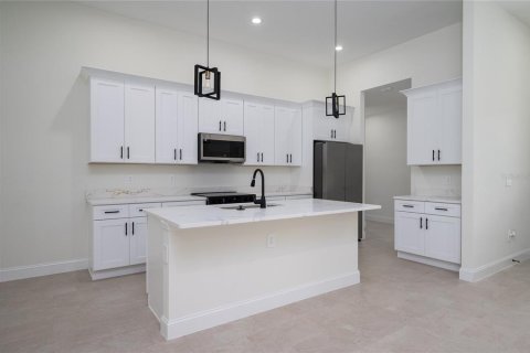Villa ou maison à vendre à Orange City, Floride: 3 chambres, 151.15 m2 № 1904592 - photo 8