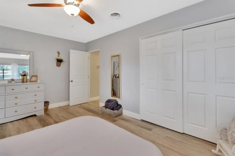 House in Port Orange, Florida 4 bedrooms, 174.47 sq.m. № 1837557 - photo 27