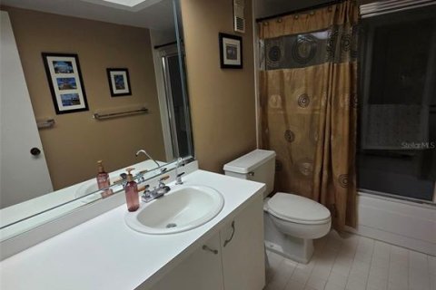 Condo in Dunedin, Florida, 2 bedrooms  № 1918627 - photo 9