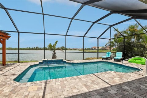 Villa ou maison à vendre à Ruskin, Floride: 4 chambres, 246.28 m2 № 2284809 - photo 2