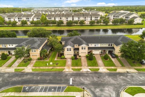 Touwnhouse à vendre à Orlando, Floride: 3 chambres, 168.71 m2 № 2201563 - photo 3