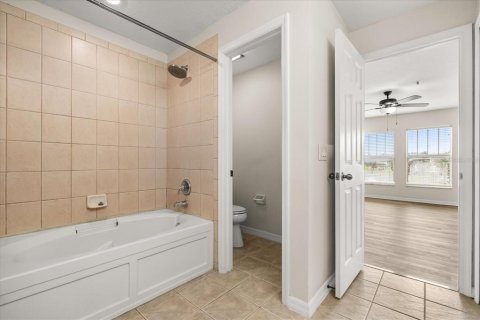 Touwnhouse à vendre à Orlando, Floride: 3 chambres, 168.71 m2 № 2201563 - photo 25
