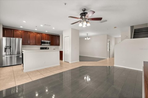 Touwnhouse à vendre à Orlando, Floride: 3 chambres, 168.71 m2 № 2201563 - photo 13